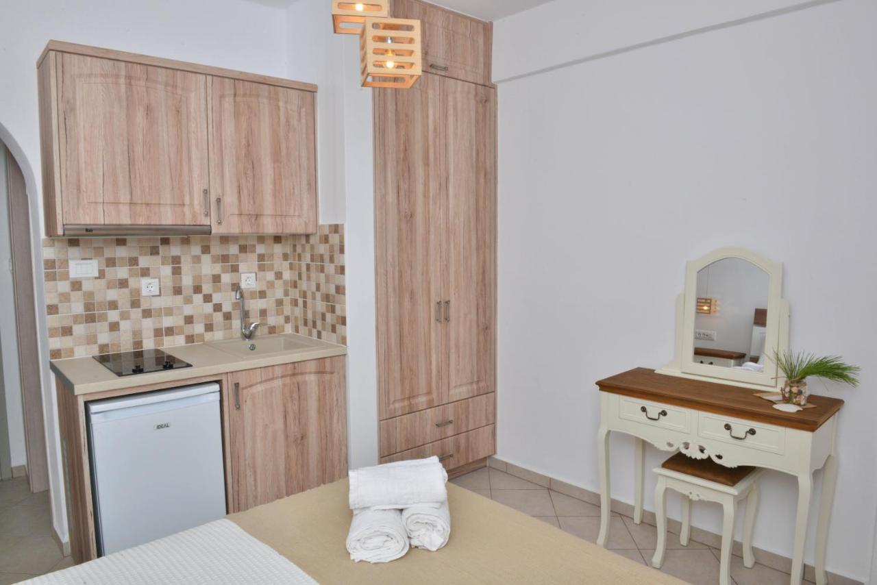 Delfinaki Boutique Apartments Lionas Beach ,Naxos Екстериор снимка