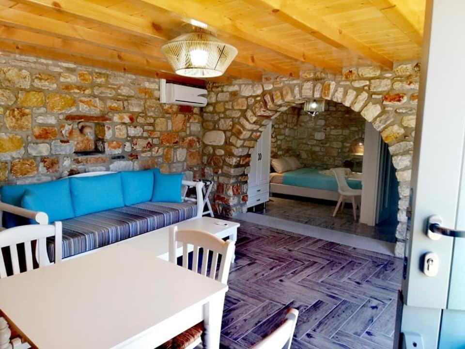 Delfinaki Boutique Apartments Lionas Beach ,Naxos Екстериор снимка